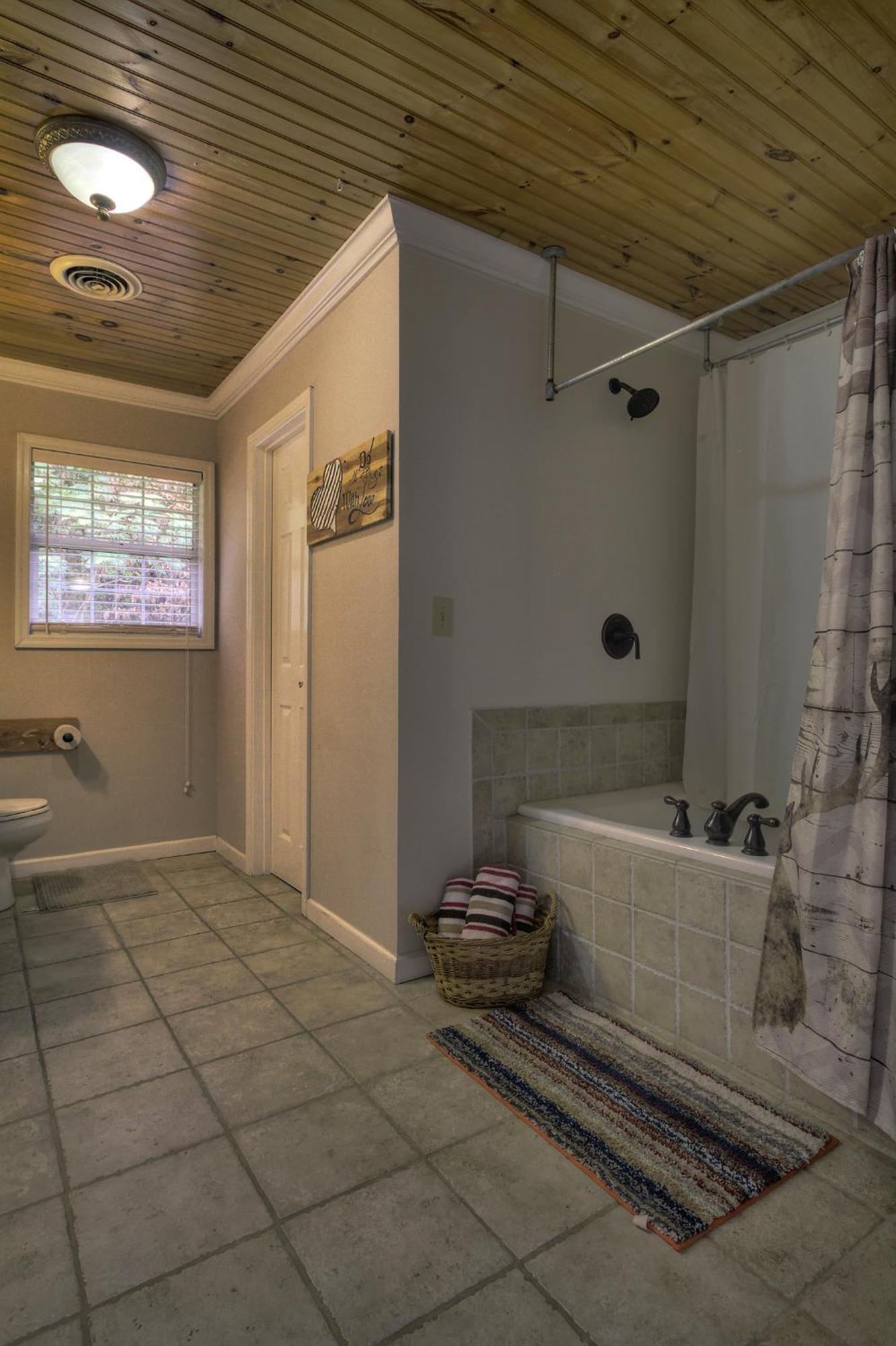 5Bedrooms*4King Beds*Outstanding Location*Hottub* Sevierville Zewnętrze zdjęcie