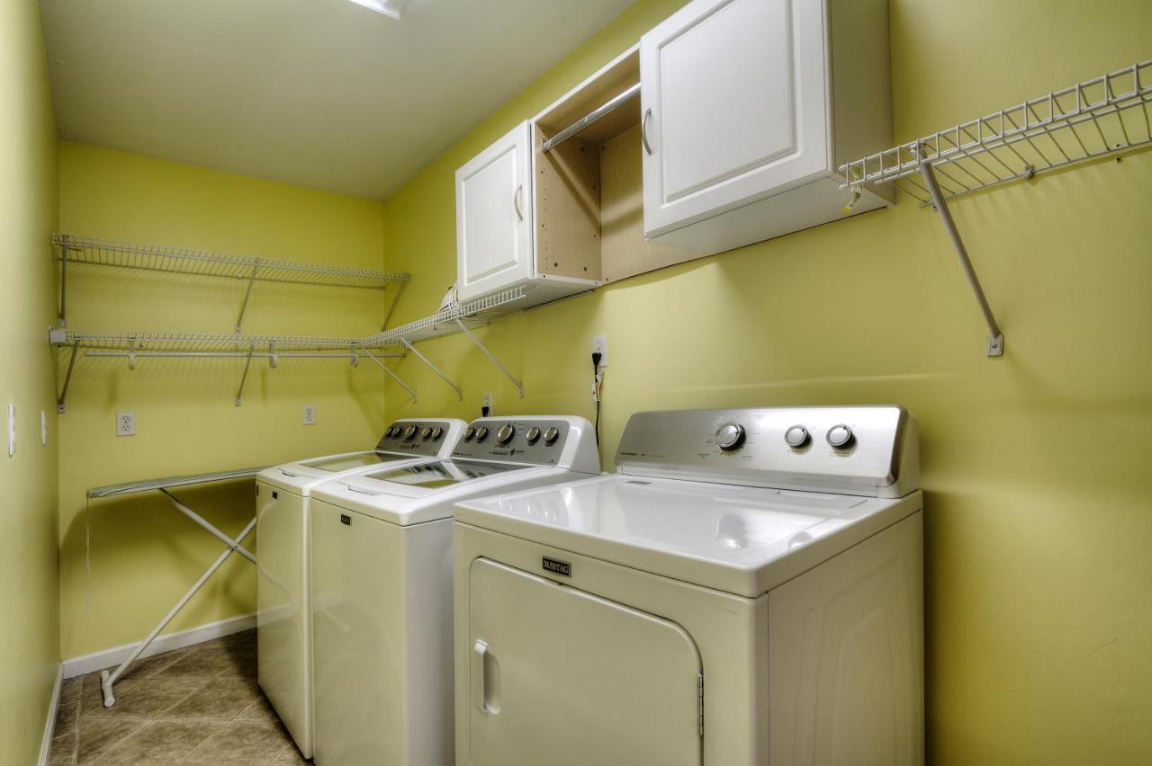 5Bedrooms*4King Beds*Outstanding Location*Hottub* Sevierville Zewnętrze zdjęcie