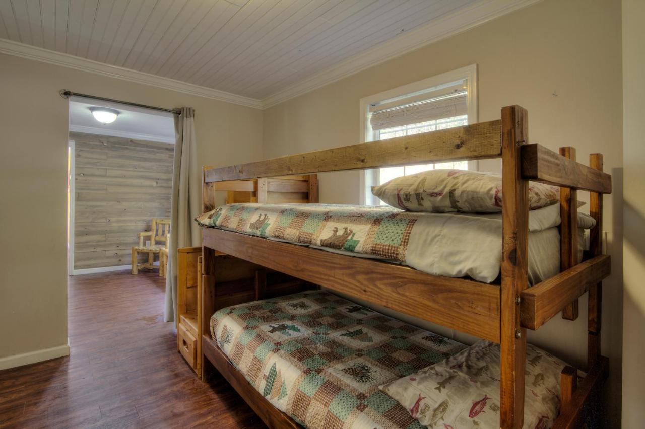 5Bedrooms*4King Beds*Outstanding Location*Hottub* Sevierville Zewnętrze zdjęcie