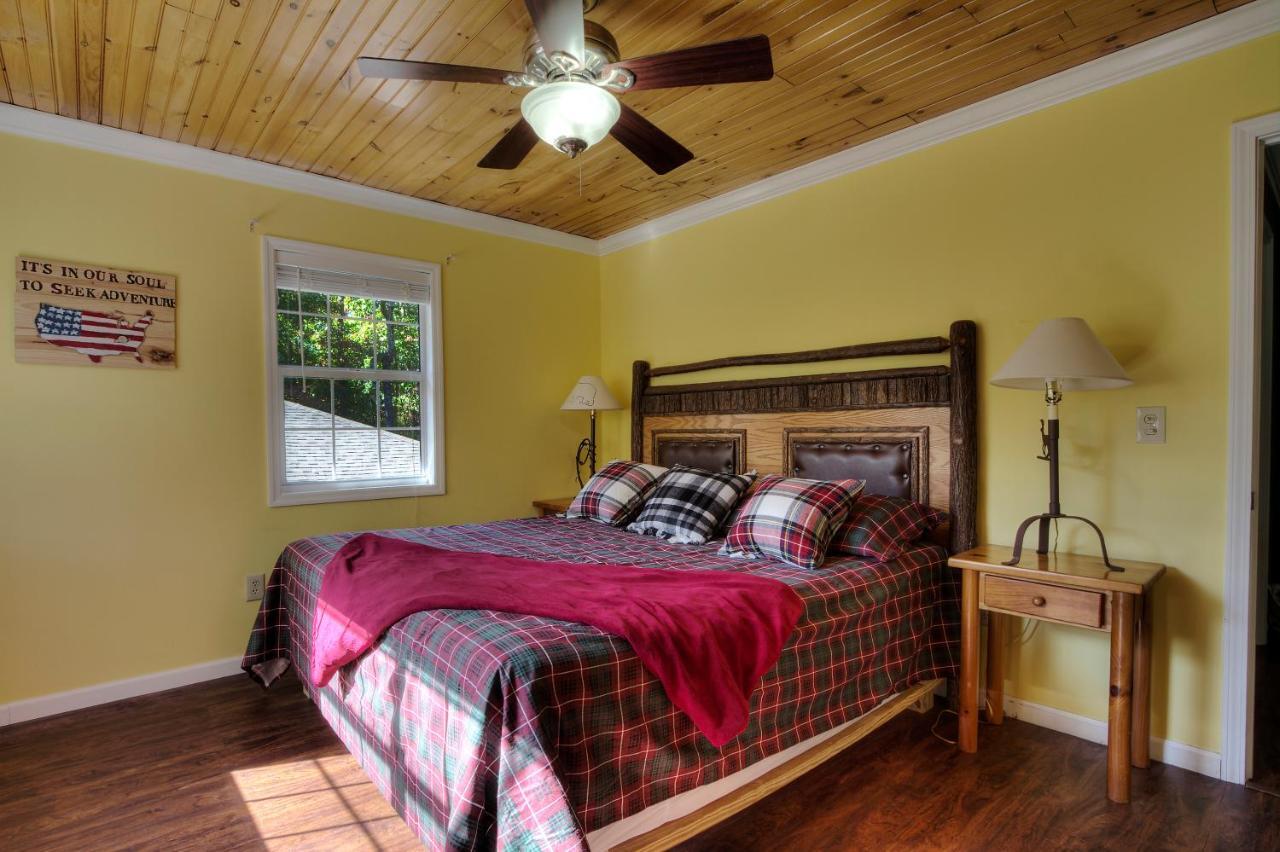 5Bedrooms*4King Beds*Outstanding Location*Hottub* Sevierville Zewnętrze zdjęcie